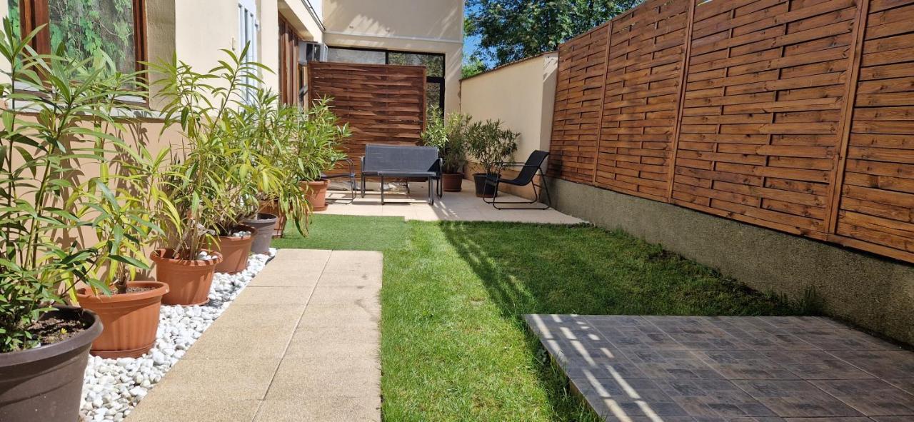 Boholand Apartman Eger Esterno foto